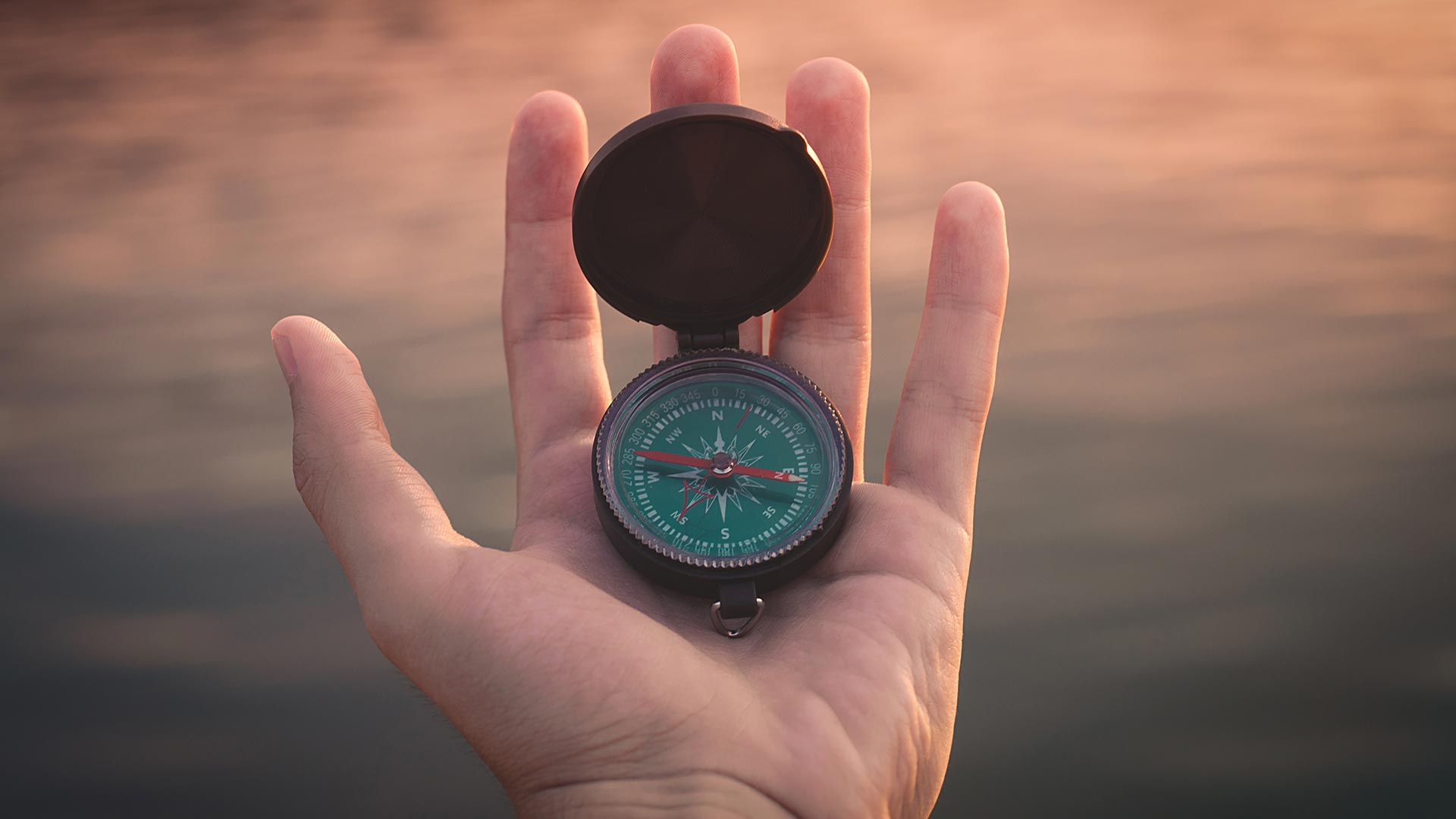 Holding open compass